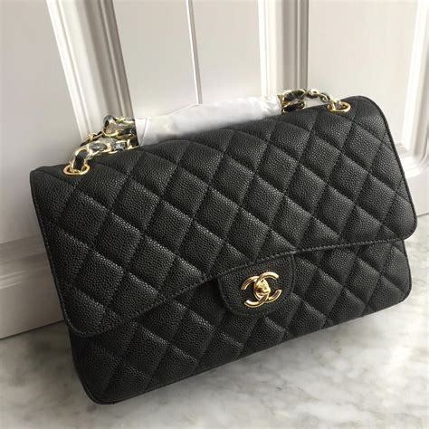 chanel handbags photos.